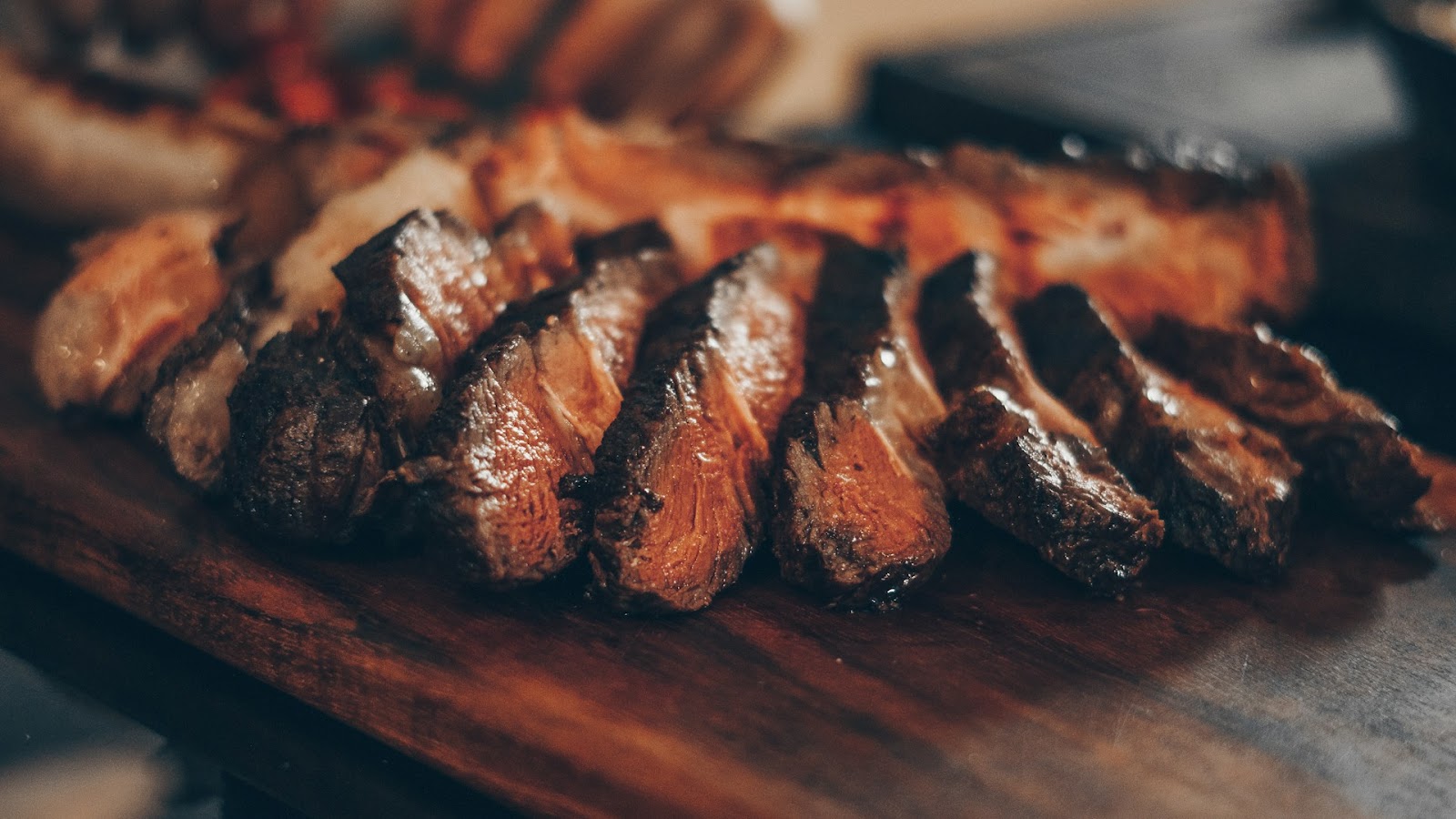 O que é a “dieta carnívora” e quais os riscos dela à saúde? Entenda | Vida Saudável